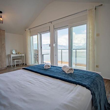 Family House Bjelila Villa Тиват Екстериор снимка