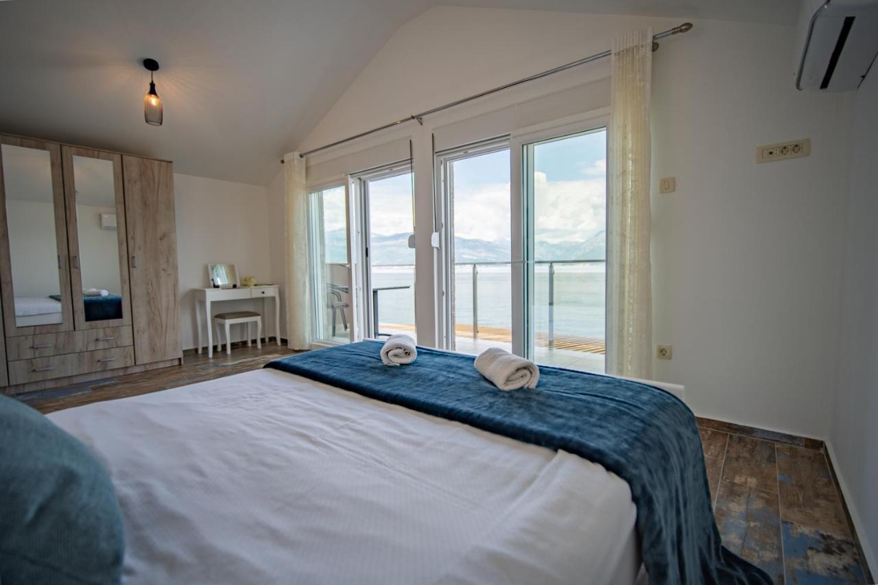 Family House Bjelila Villa Тиват Екстериор снимка