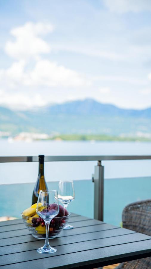 Family House Bjelila Villa Тиват Екстериор снимка