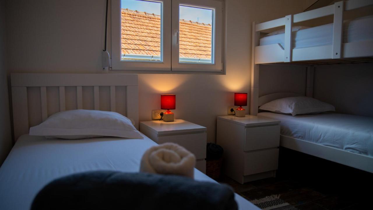 Family House Bjelila Villa Тиват Екстериор снимка